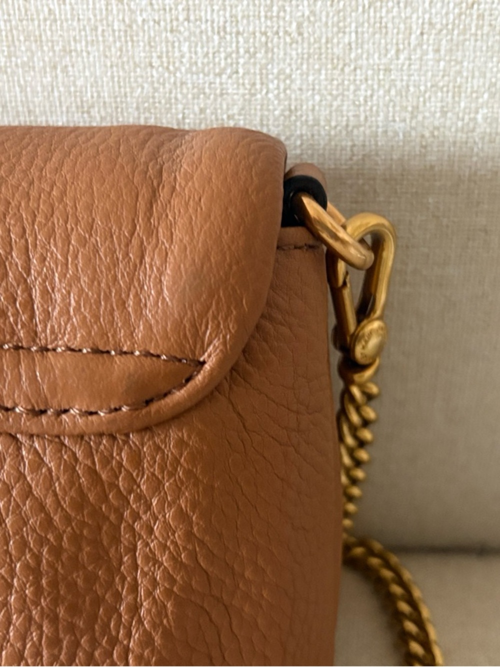 Marc by Marc Jacobs Cognac Leather Crossbody Bag with Gold Plaque - Picture 6 of 8